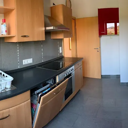 Kaiser Apartment *